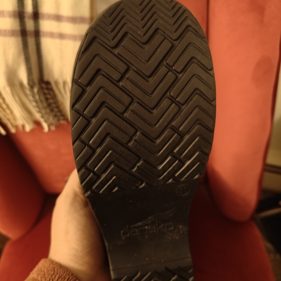 Dansko Ebony Professional Oiled Full Grain Mules - Picture 7 of 9